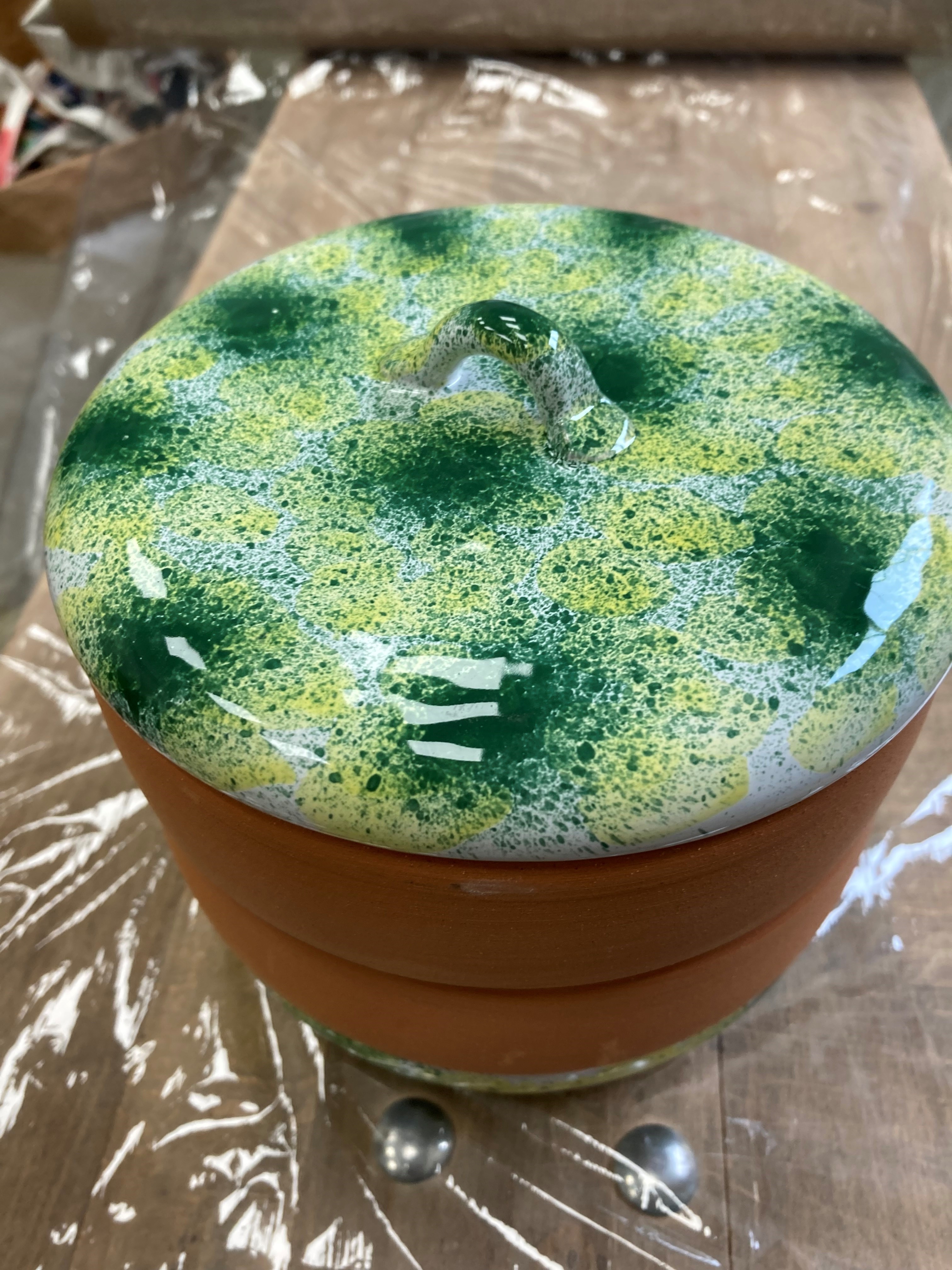 Nakličovacia miska - Zelenožltá